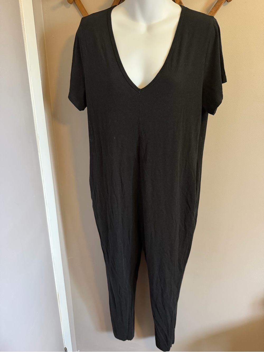 Smash + Tess Black The Friday Romper V-Neck Pockets Size M